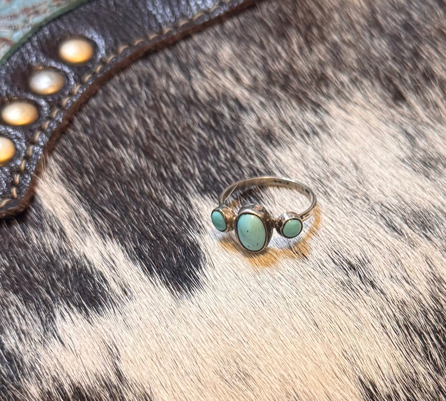 3 Stone Persian Ring - Size 5.5